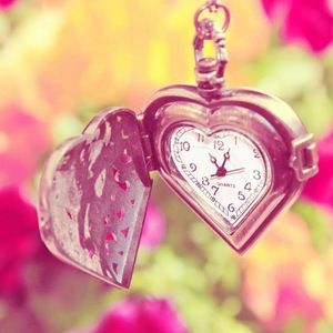 Meet your Posher, Ada